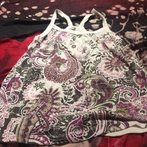 Tank top very flattering with work play